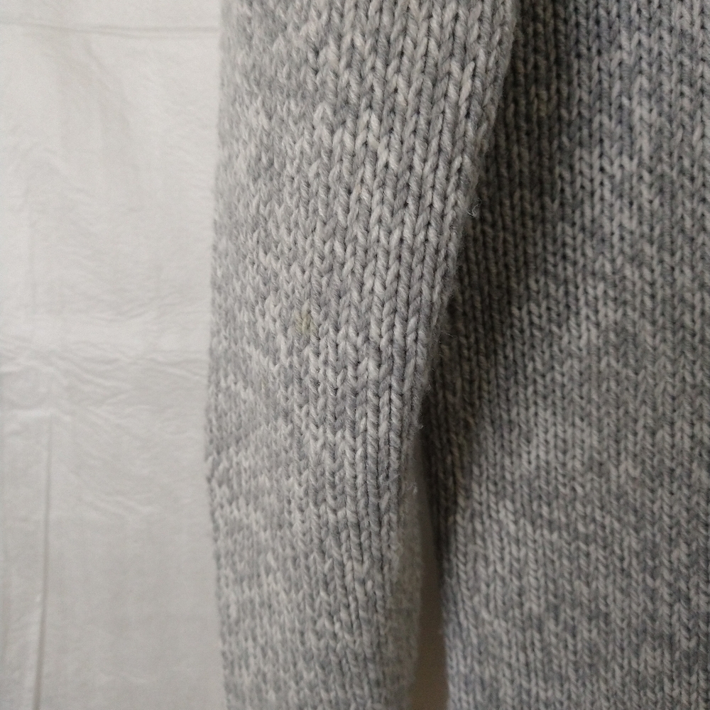 Amnesia Knit Sweater - Picture 7 of 11